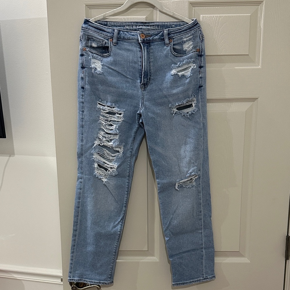 American Eagle Outfitters Light Blue Distressed Straight Leg Jeans